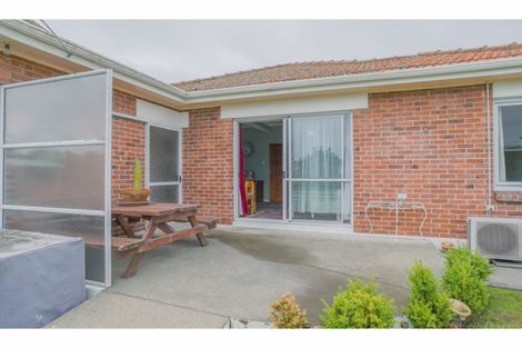 Photo of property in 12 Hertford Street, Kensington, Timaru, 7910