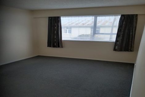 Photo of property in 5 Hawker Street, Mount Victoria, Wellington, 6011