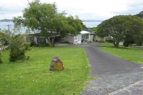 Photo of property in 1098 Whangaparaoa Road, Tindalls Beach, Whangaparaoa, 0930