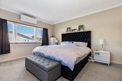 Photo of property in 1/16 Evans Road, Glen Eden, Auckland, 0602