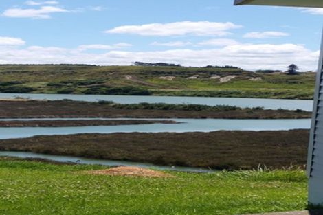 Photo of property in 2 Cambridge Street, Patea, 4520