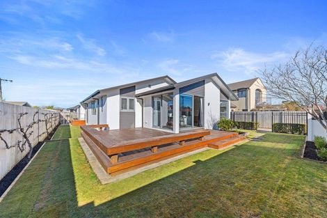 Photo of property in 58 Mcfaddens Road, St Albans, Christchurch, 8052