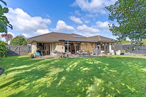 Photo of property in 6 Karia Grove, Papamoa Beach, Papamoa, 3118