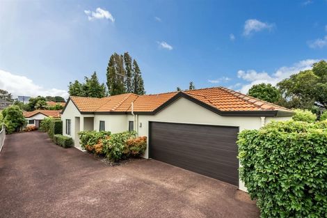 Photo of property in 2/19 Trafalgar Road, Milford, Auckland, 0620