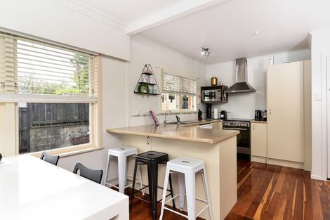 Photo of property in 99 Storey Avenue, Forest Lake, Hamilton, 3200