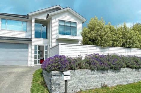 Photo of property in 9 Ruth Craig Place, Stanmore Bay, Whangaparaoa, 0932