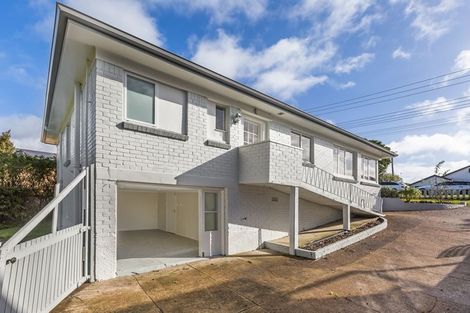Photo of property in 33 Vipond Road, Stanmore Bay, Whangaparaoa, 0932