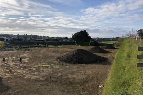 Photo of property in 133 Smart Road, Glen Avon, New Plymouth, 4372