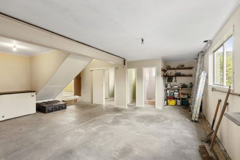 Photo of property in 5 George Street, Stokes Valley, Lower Hutt, 5019