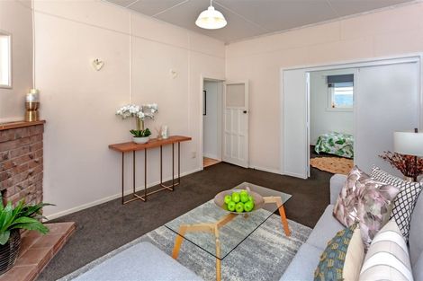 Photo of property in 110 Karaka Road, Thames, 3500