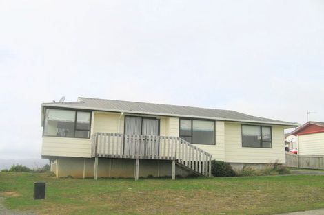 Photo of property in 32 Doncaster Terrace, Ascot Park, Porirua, 5024