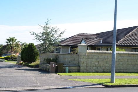 Photo of property in 9 Eiger Place, Northpark, Auckland, 2013