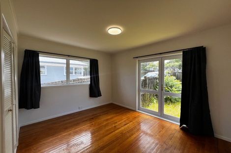 Photo of property in 95 Target Road, Totara Vale, Auckland, 0629