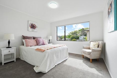Photo of property in 2/38 Waverley Avenue, Glenfield, Auckland, 0629