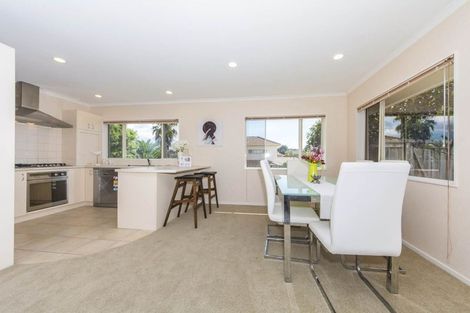 Photo of property in 54b Santa Ana Drive, Dannemora, Auckland, 2016