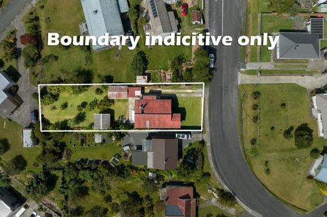 Photo of property in 15 Church Street, Kawakawa, 0210