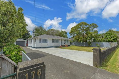 Photo of property in 176 Bridge Street, Bulls, 4818