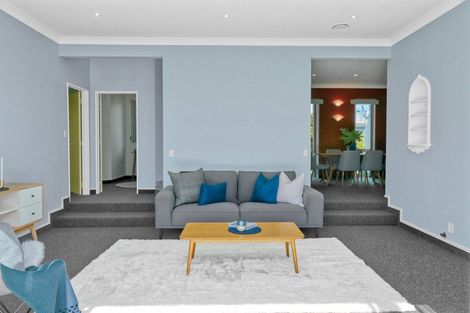 Photo of property in 39 Lanyon Place, Whitby, Porirua, 5024