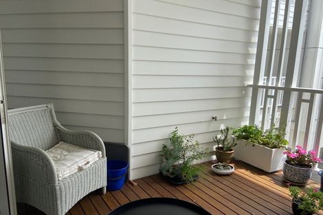 Photo of property in 7/83 Hinemoa Street, Birkenhead, Auckland, 0626