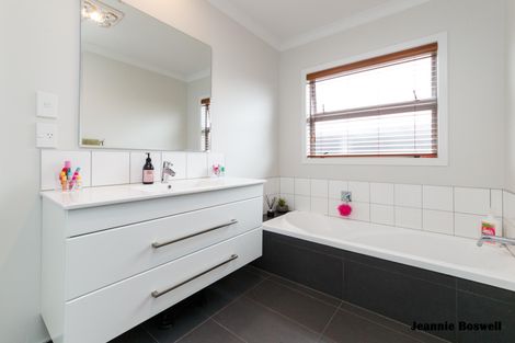 Photo of property in 7 Morocco Terrace, Kelvin Grove, Palmerston North, 4414