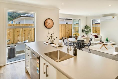 Photo of property in 3a Elm Street, Ebdentown, Upper Hutt, 5018