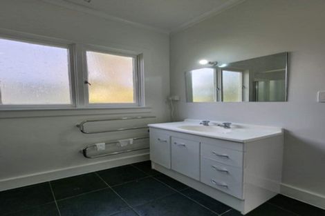 Photo of property in 114 Alcoba Street, Te Kamo, Kamo, 0112