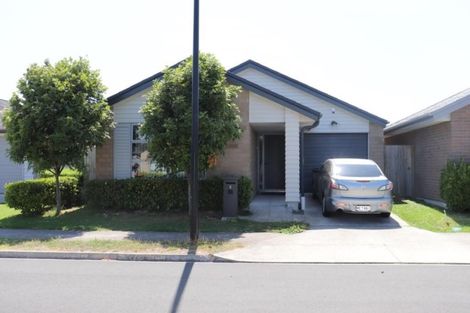 Photo of property in 8 Kaki Lane, Takanini, 2112