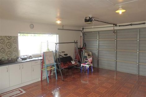 Photo of property in 28 Abiru Crescent, Favona, Auckland, 2024