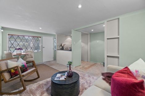 Photo of property in 41 Quadrant Road, Onehunga, Auckland, 1061