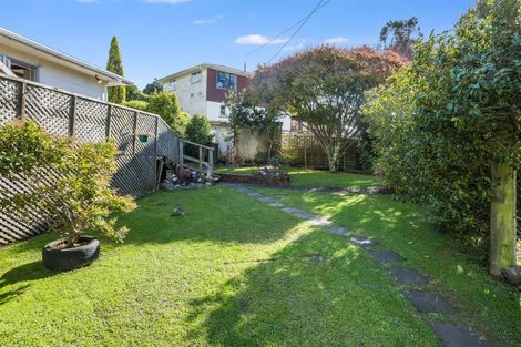 Photo of property in 23 Cornwall Crescent, Cannons Creek, Porirua, 5024