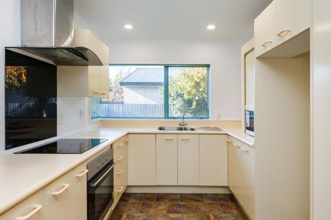 Photo of property in 53 Abraham Crescent, Milson, Palmerston North, 4414