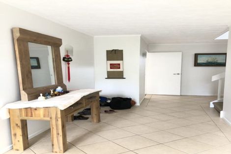 Photo of property in 947 East Coast Road, Torbay, Auckland, 0630