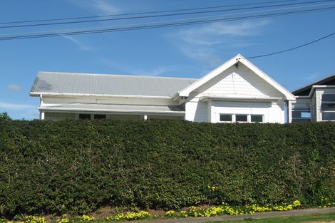 Photo of property in 190 Gill Street, Strandon, New Plymouth, 4312