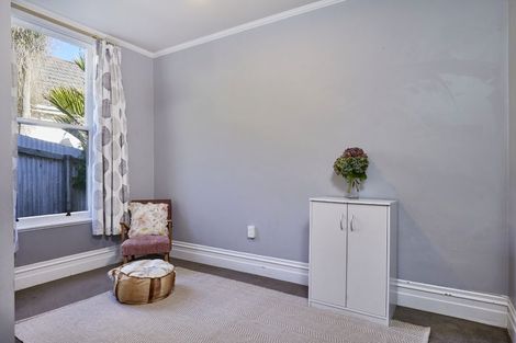 Photo of property in 125 Wellington Street, Picton, 7220