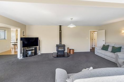 Photo of property in 17 Pelorus Place, Harewood, Christchurch, 8051