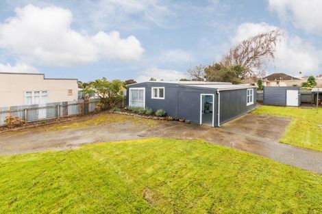 Photo of property in 17 Matai Street, Marton, 4710