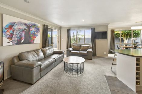 Photo of property in 4a Shirley Avenue, Papakura, 2110