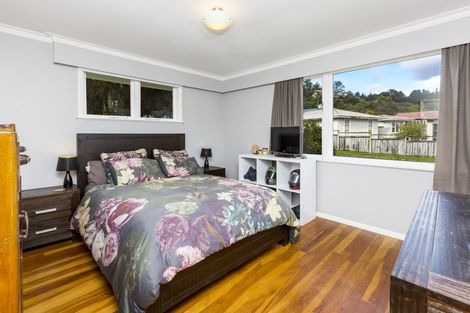 Photo of property in 65 Moeraki Road, Maoribank, Upper Hutt, 5018