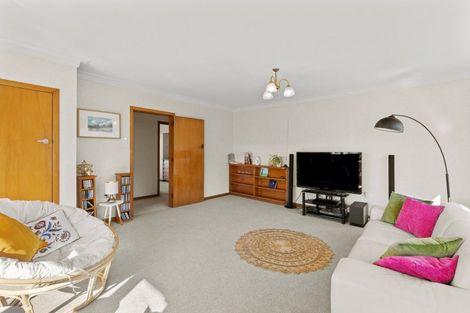 Photo of property in 5 Price Street, Westown, New Plymouth, 4310