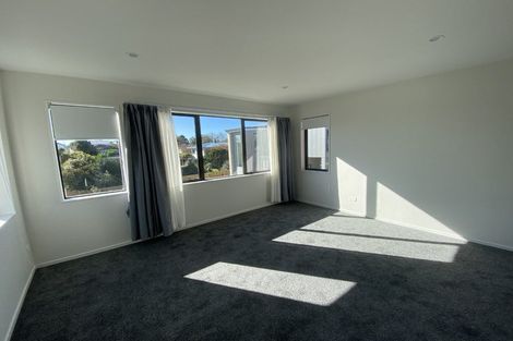 Photo of property in 8 Kehu Loop, Mount Roskill, Auckland, 1041