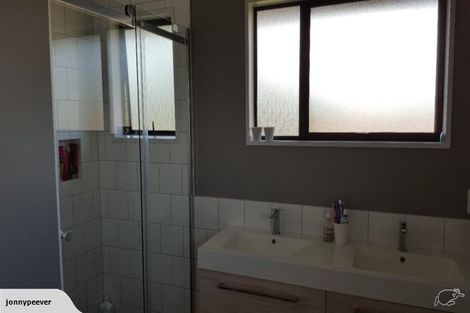 Photo of property in 27 Tivoli Place, Bishopdale, Christchurch, 8053