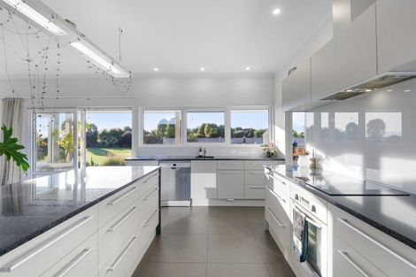 Photo of property in 35 Ridgens Road, Greendale, Christchurch, 7671