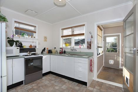 Photo of property in 31 Lower High Street, Marton, 4710