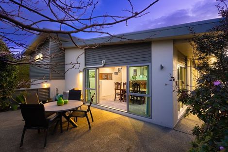 Photo of property in 6a Kohutuhutu Road, Raumati Beach, Paraparaumu, 5032