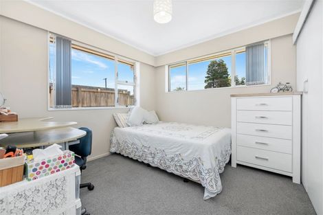 Photo of property in 1/7 Royal Arch Place, Rosehill, Papakura, 2113