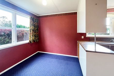 Photo of property in 12 Sutherland Crescent, Westbrook, Palmerston North, 4412