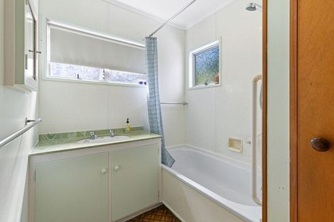 Photo of property in 3/250 Onewa Road, Birkenhead, Auckland, 0626