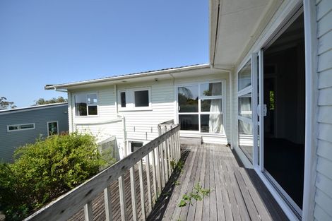 Photo of property in 16 Nutsey Avenue, Northcote, Auckland, 0627