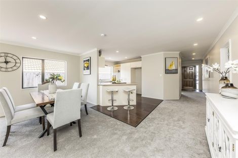 Photo of property in 9 Mandival Avenue, Flat Bush, Auckland, 2019