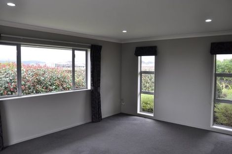 Photo of property in 51 Tennyson Avenue, Kelvin Grove, Palmerston North, 4414